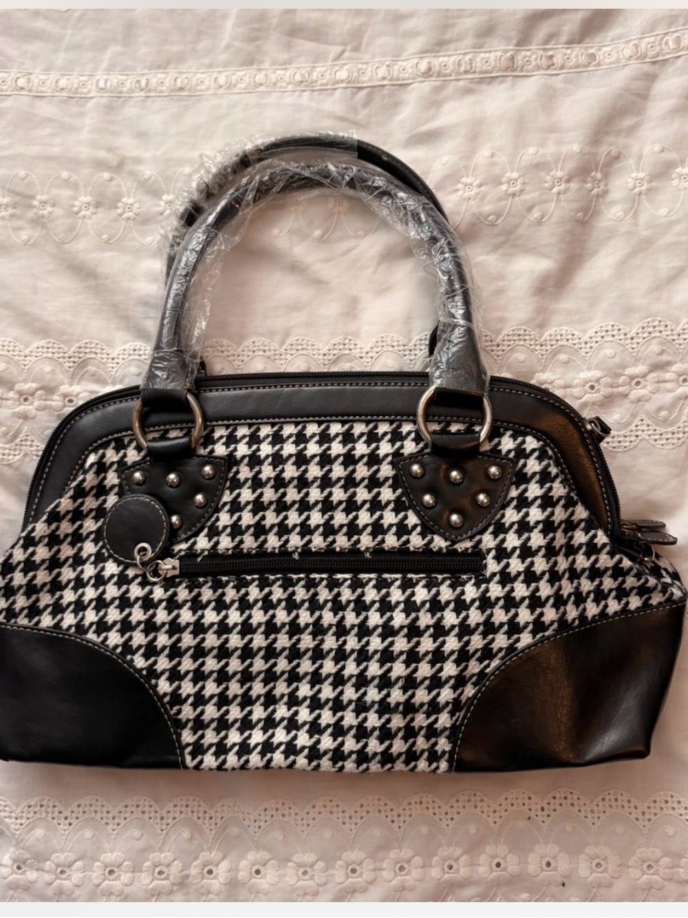 Black & White Houndstooth Satchel Handbag - Classic Women's Bag